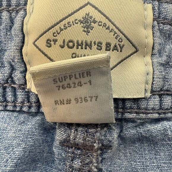 St Johns Bay Womens 18W Embroidered Denim Shorts Floral Embroidery Cottage Boho - Picture 4 of 8